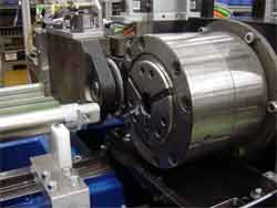 Roller-burnish maschine for pneumatic cylinders